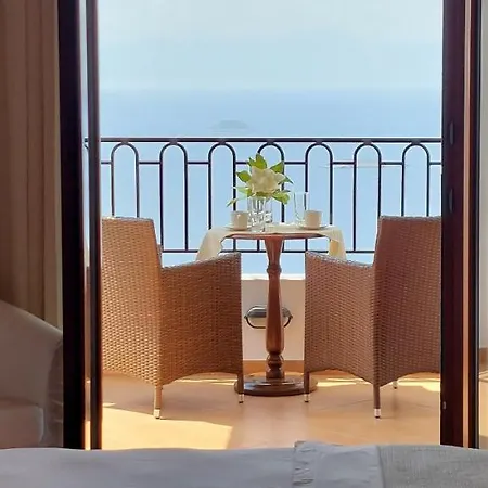 Ferienhaus Horizon With Sea View - Free Parking Glossa